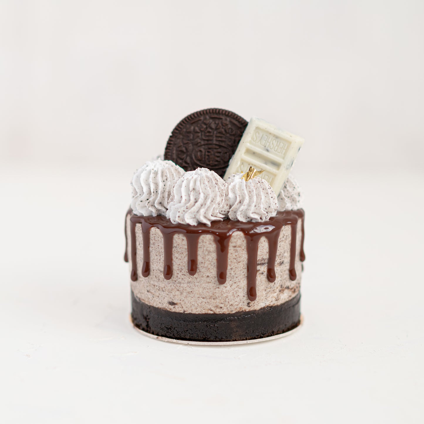 Oreo Cookies & Cream Cheesecake